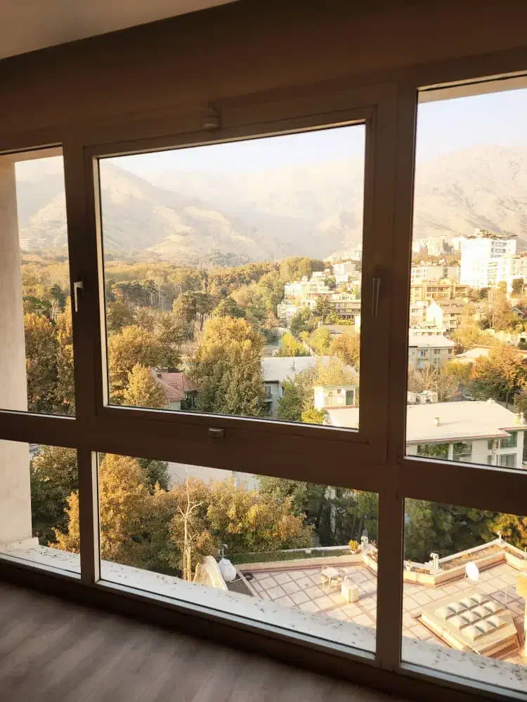 تجریش برج 170 متر 2 خواب ( با چشم انداز و تراس  )