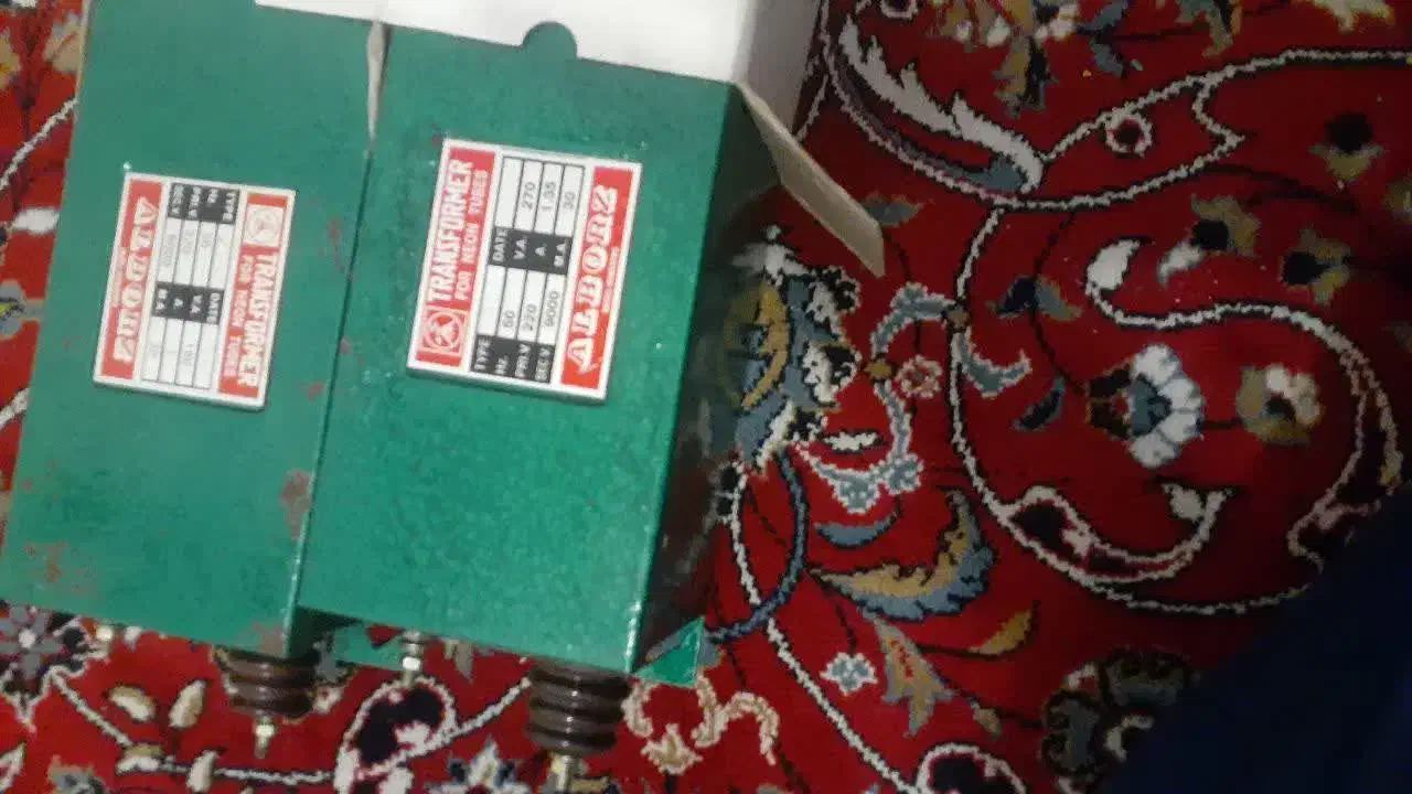 ترانس نئون حراج|مصالح و تجهیزات ساختمان|قم, انصارالحسین|دیوار