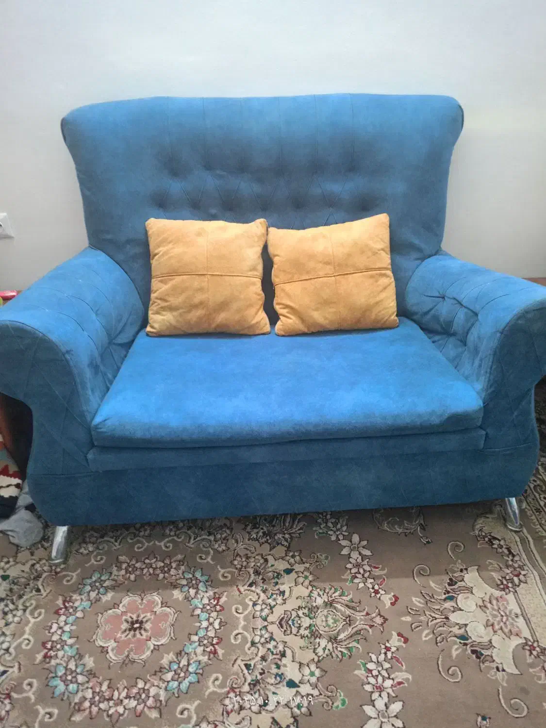 مبل هفت نفره بدون شکستگی وپارگی تمیز|مبلمان خانگی و میز عسلی|مشهد, رباط طرق|دیوار