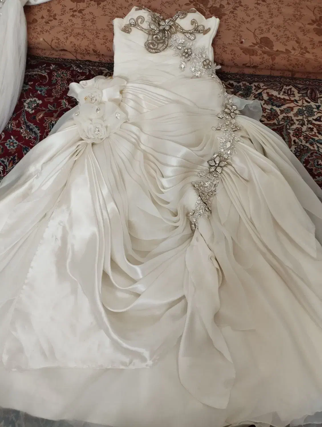 لباس عروس|لباس|برازجان, |دیوار