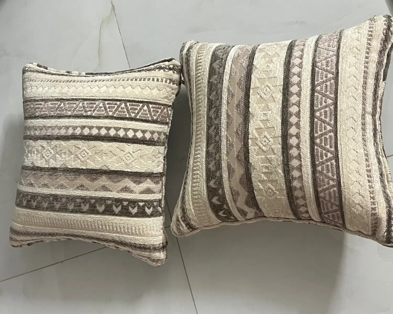 کوسن|مبلمان خانگی و میز عسلی|اصفهان, بهار آزادی|دیوار