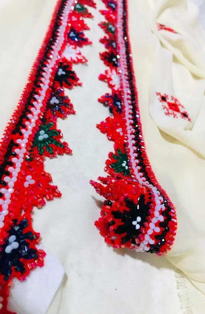 کریشی|لباس|خاش, |دیوار