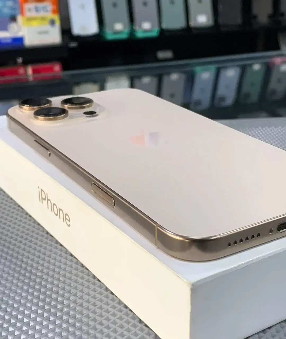 اپل iPhone 16ProMax باحافظه 256 گیگ|موبایل|مشهد, کوثر|دیوار
