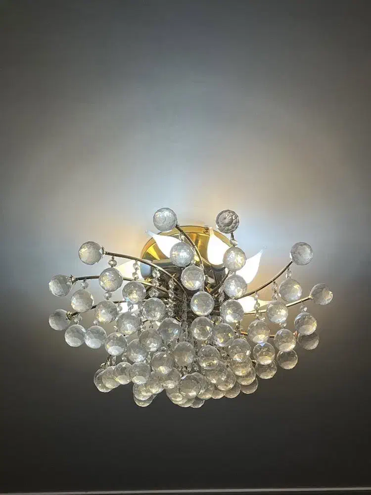 لوستر|لوستر و چراغ آویز|گنبد کاووس, |دیوار