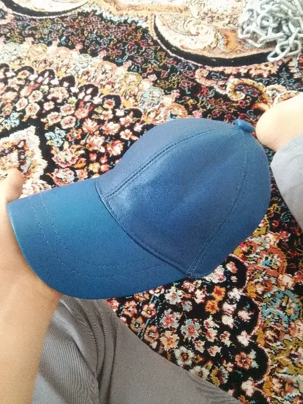 کلاه|لباس|قم, چهل اختران|دیوار