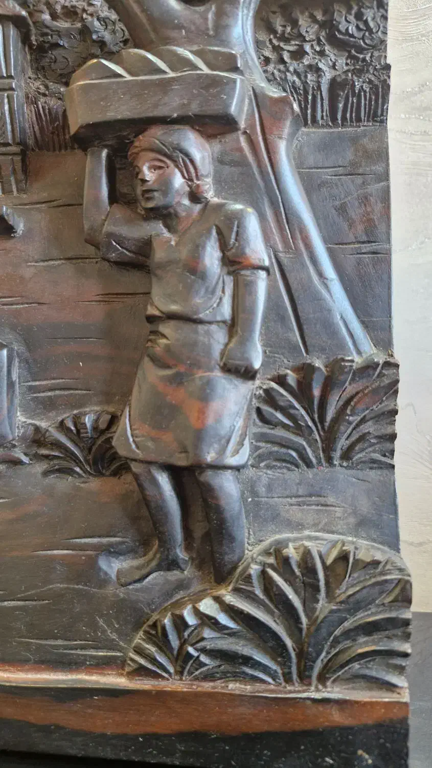 تابلو کلکسیونی تمام چوب نقش برجسته|کلکسیون اشیاء عتیقه|تهران, دکتر هوشیار|دیوار