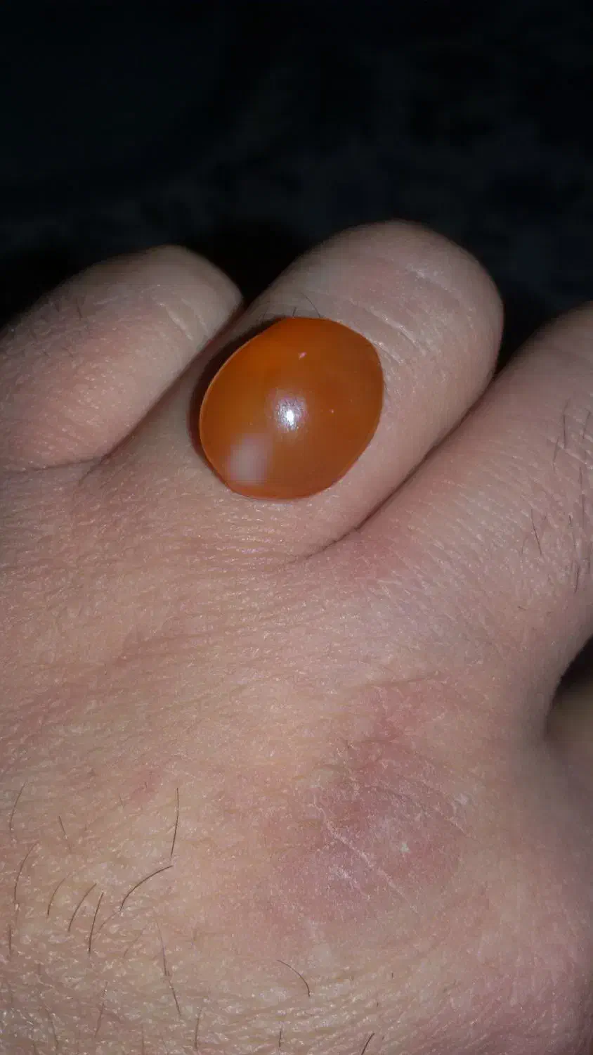 نگین انگشتر|جواهرات|قم, قلعه کامکار|دیوار