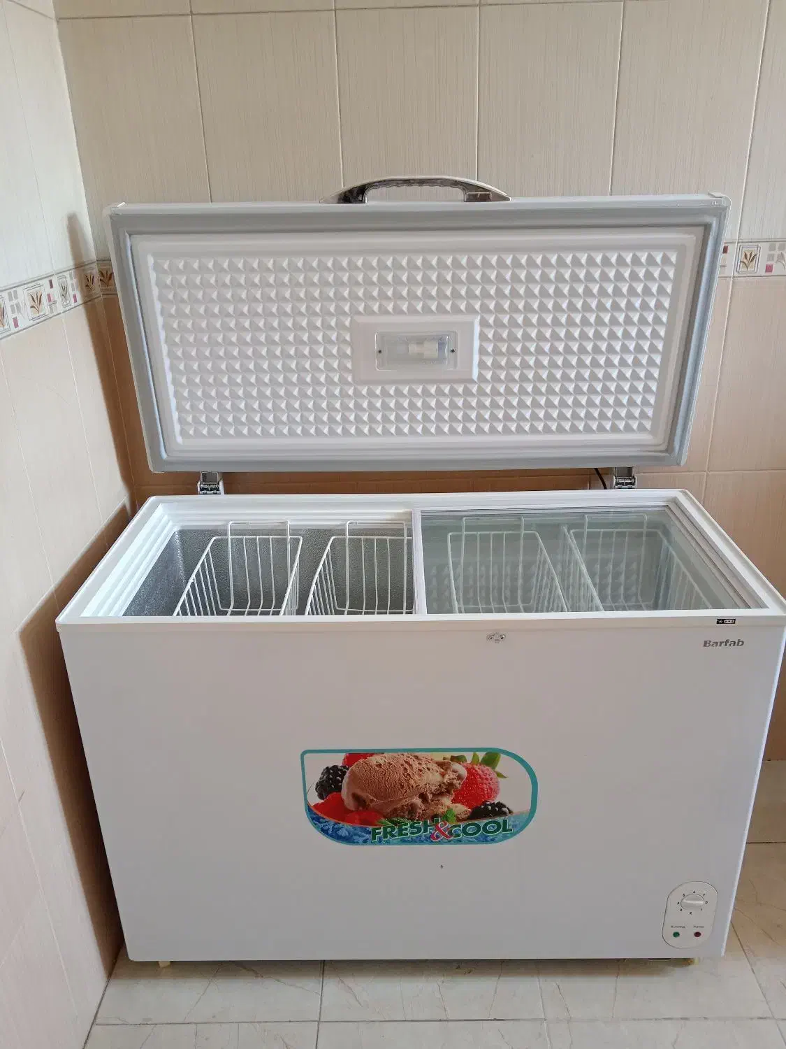 سلام. فریز سالم بدون هیچ خط وخش|یخچال و فریزر|صدرا-فارس, فاز ۱|دیوار