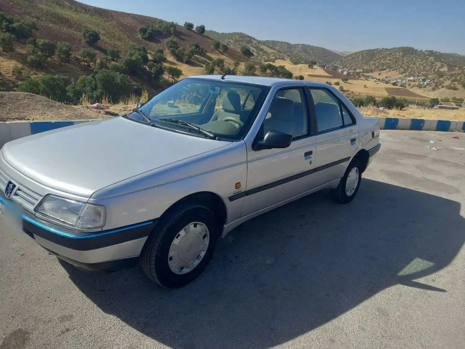 پژو ۴۰۵ مدل ۹۸ دوگانه سوز کارخانه|خودرو سواری و وانت|جوانرود, |دیوار