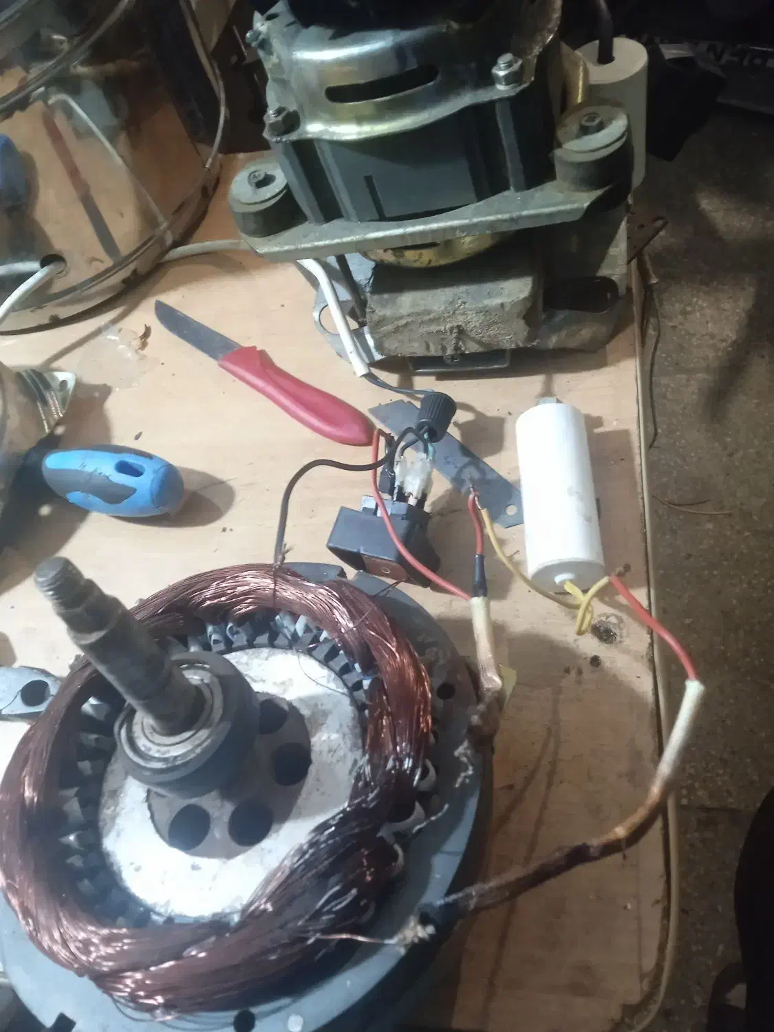 تعمیر انواع یخچال لباسشویی. اسپلیت. پکیج .|خدمات پیشه و مهارت|قائمشهر, |دیوار