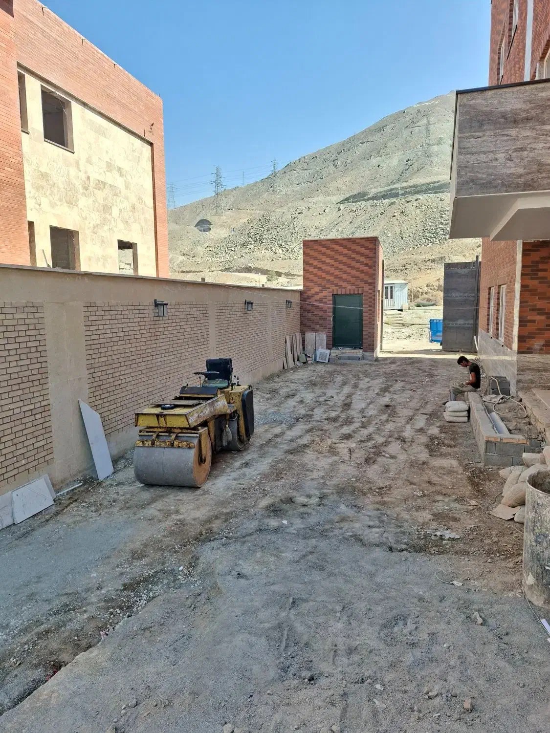 اجاره غلطک کمپکی سی جی دمی فرمونداردستیی نیسانی|ماشین‌آلات صنعتی|هشتگرد, تهران دشت|دیوار