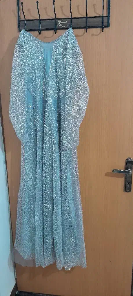 لباس مجلسی|لباس|خاوه, |دیوار