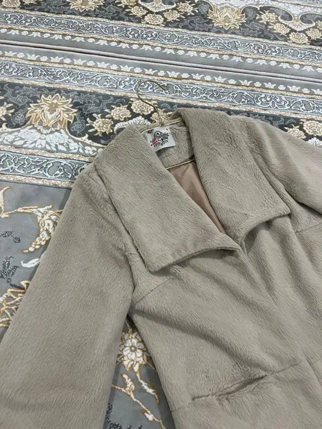 پالتو پشمی سایز۳۸|لباس|محمدشهر, محمدشهر|دیوار