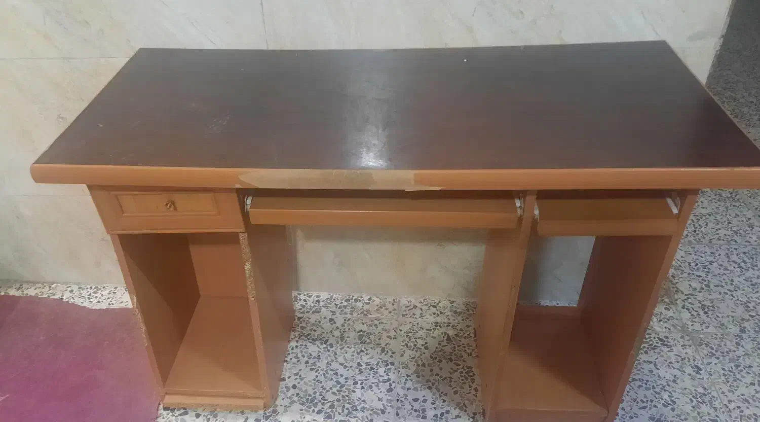 میز|میز تحریر و کامپیوتر|اهواز, بیست متری شهرداری|دیوار