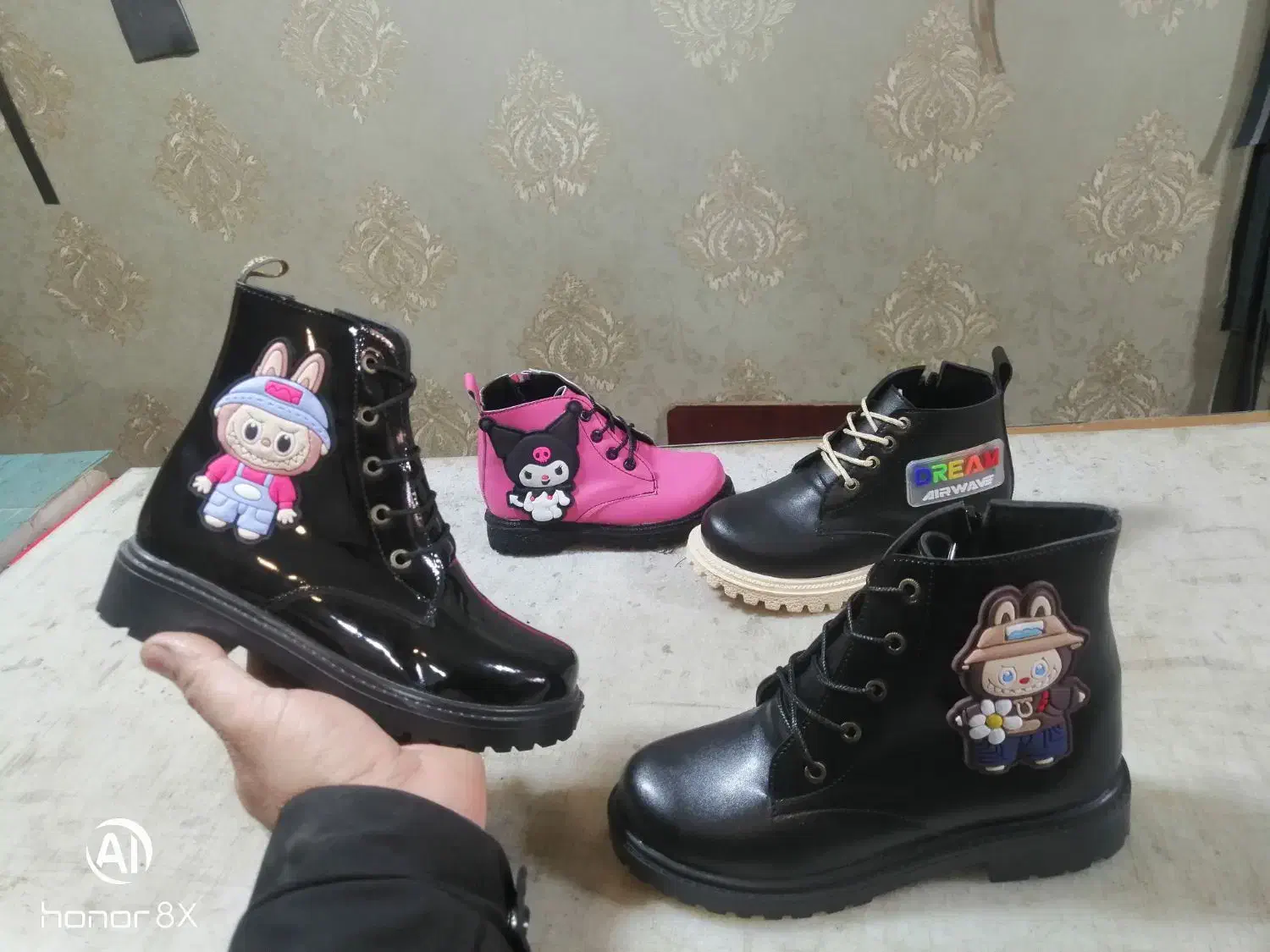 کفش چکمه. نیم ساق. نیم بوت. بچگانه. کرومی ولبوبو و|کفش و لباس بچه|مشهد, شهرک مهر آباد|دیوار