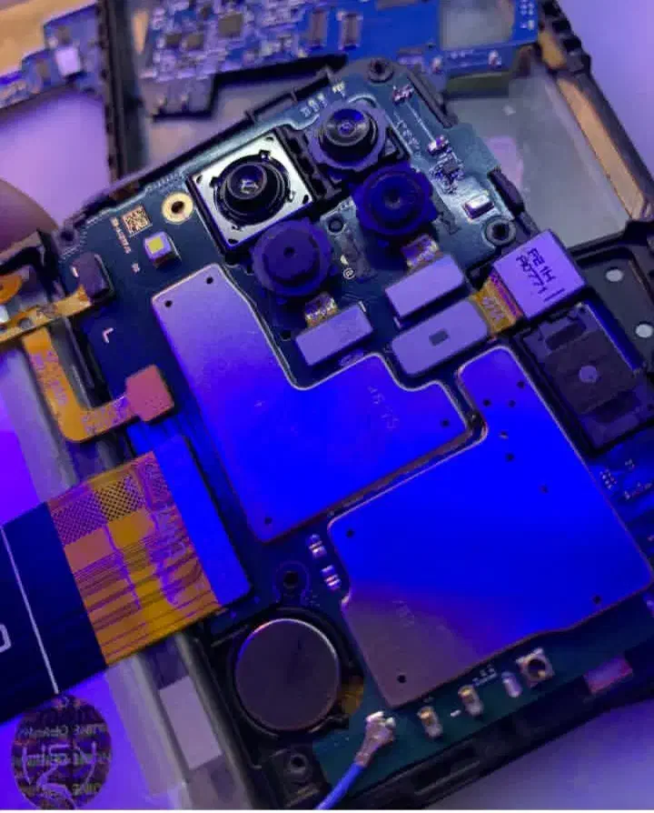 تعمیرات موبایل آیفون.                  (فوق تخصصی)|خدمات رایانهای و موبایل|تربتحیدریه, فردوسی جنوبی|دیوار