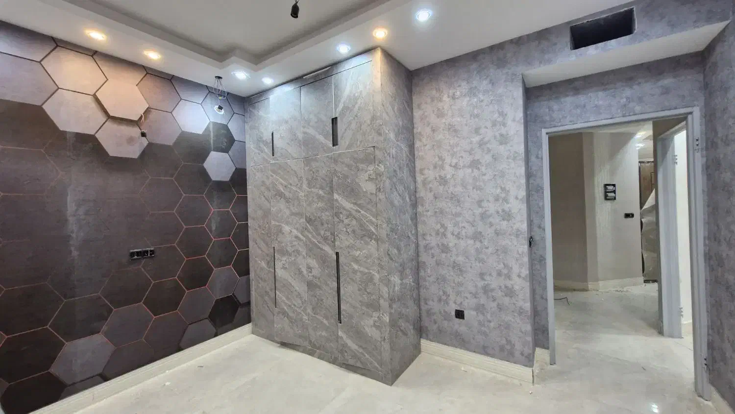 فروش انواع کاغذدیواری قابل شستشو خارجی و ایرانی|مصالح و تجهیزات ساختمان|کرمانشاه, |دیوار