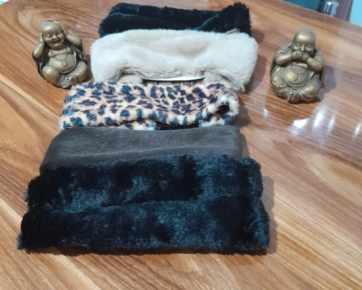 هدبند پشمی|لباس|بروجرد, |دیوار