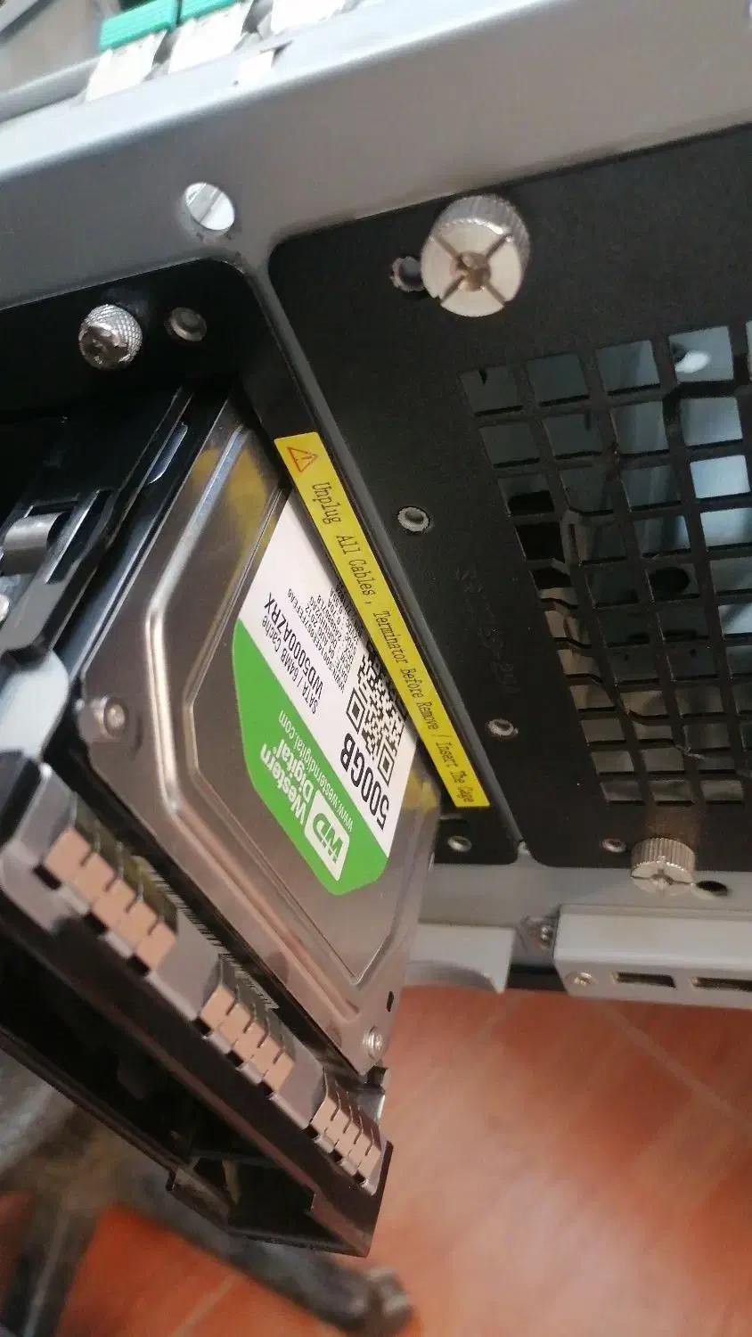 کیس حرفه ای پاور گرین و کولر مستر و قطعات|قطعات و لوازم جانبی رایانه|اصفهان, مولوی|دیوار