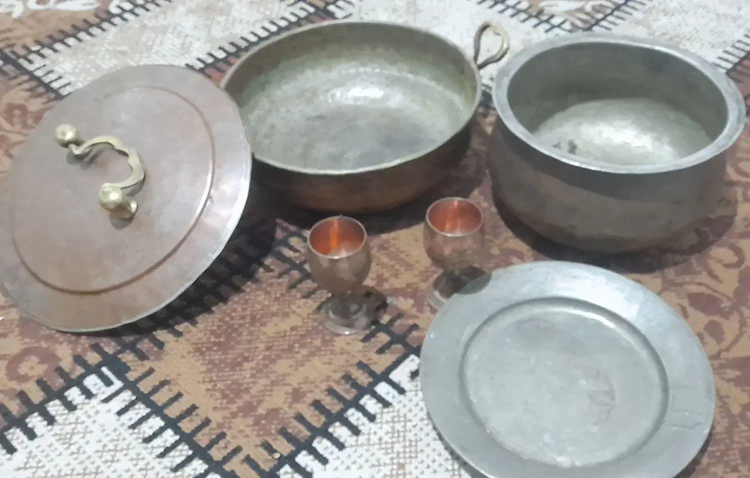 ظروف مسی آنتیک قدیمی|کلکسیون اشیاء عتیقه|بابل, |دیوار