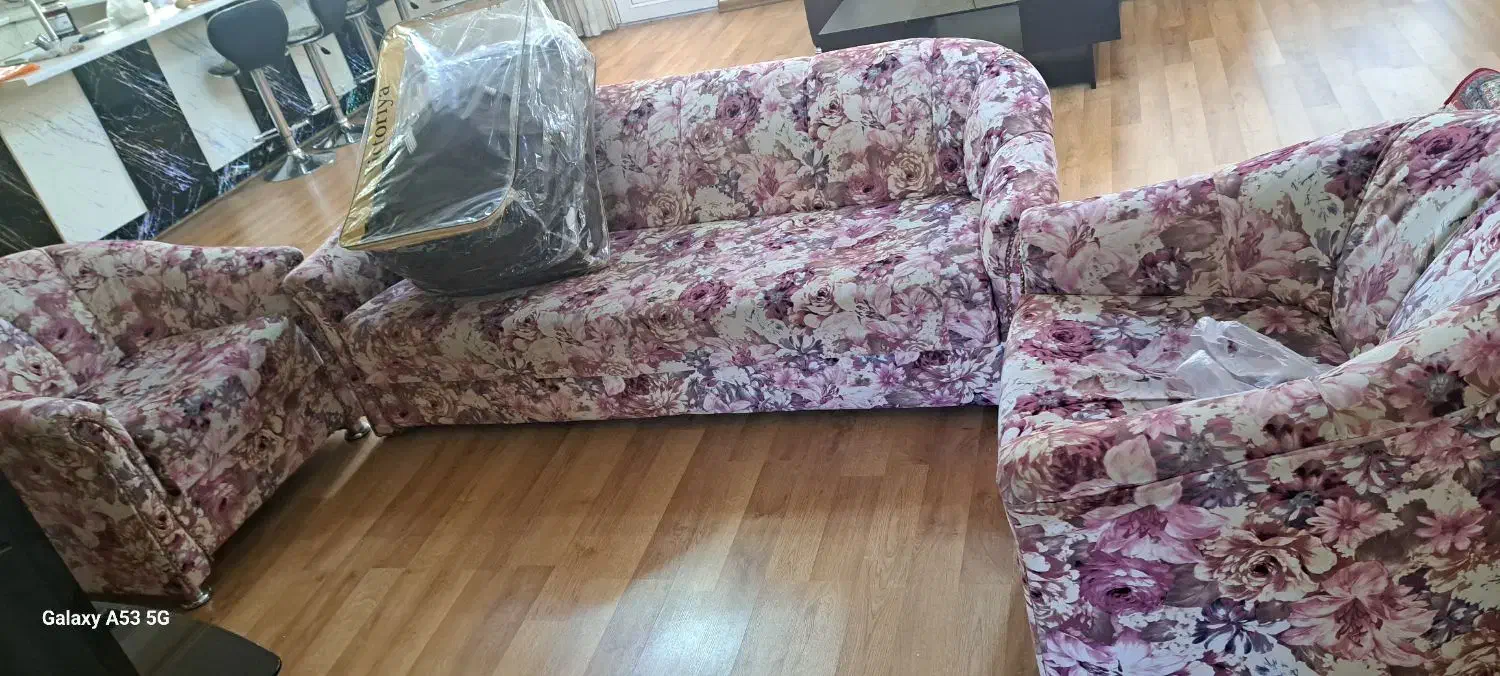 راحتی|مبلمان خانگی و میز عسلی|کلاردشت, |دیوار