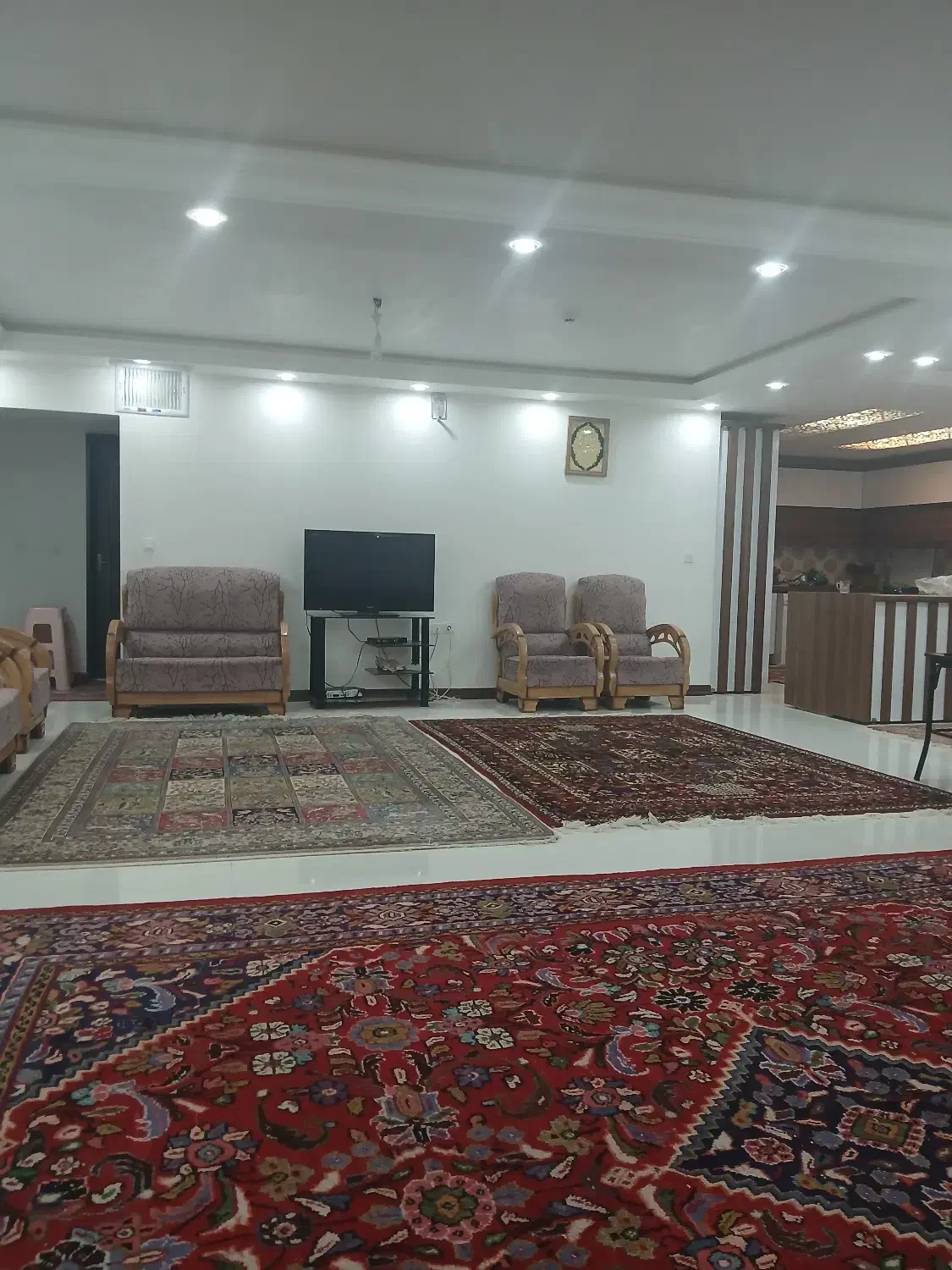 رهن آپارتمان ۱۵۰ متری نوساز|اجارهٔ آپارتمان|گلپایگان, |دیوار