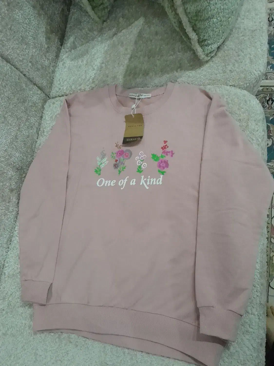 یه سری لباس دخترانه|کفش و لباس بچه|قم, باغ کرباسی|دیوار