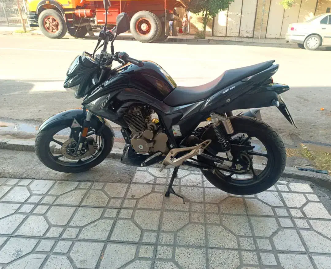 زونتس مدل 401 رنگ مشکی|موتورسیکلت|شیراز, گلشن|دیوار