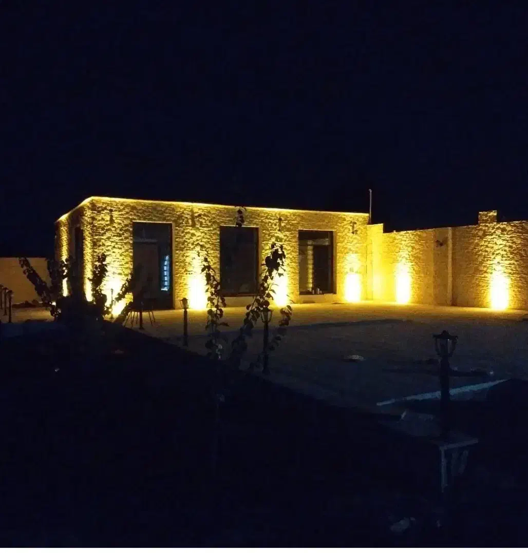 سیم کشی ساختمان|خدمات پیشه و مهارت|آباده, |دیوار