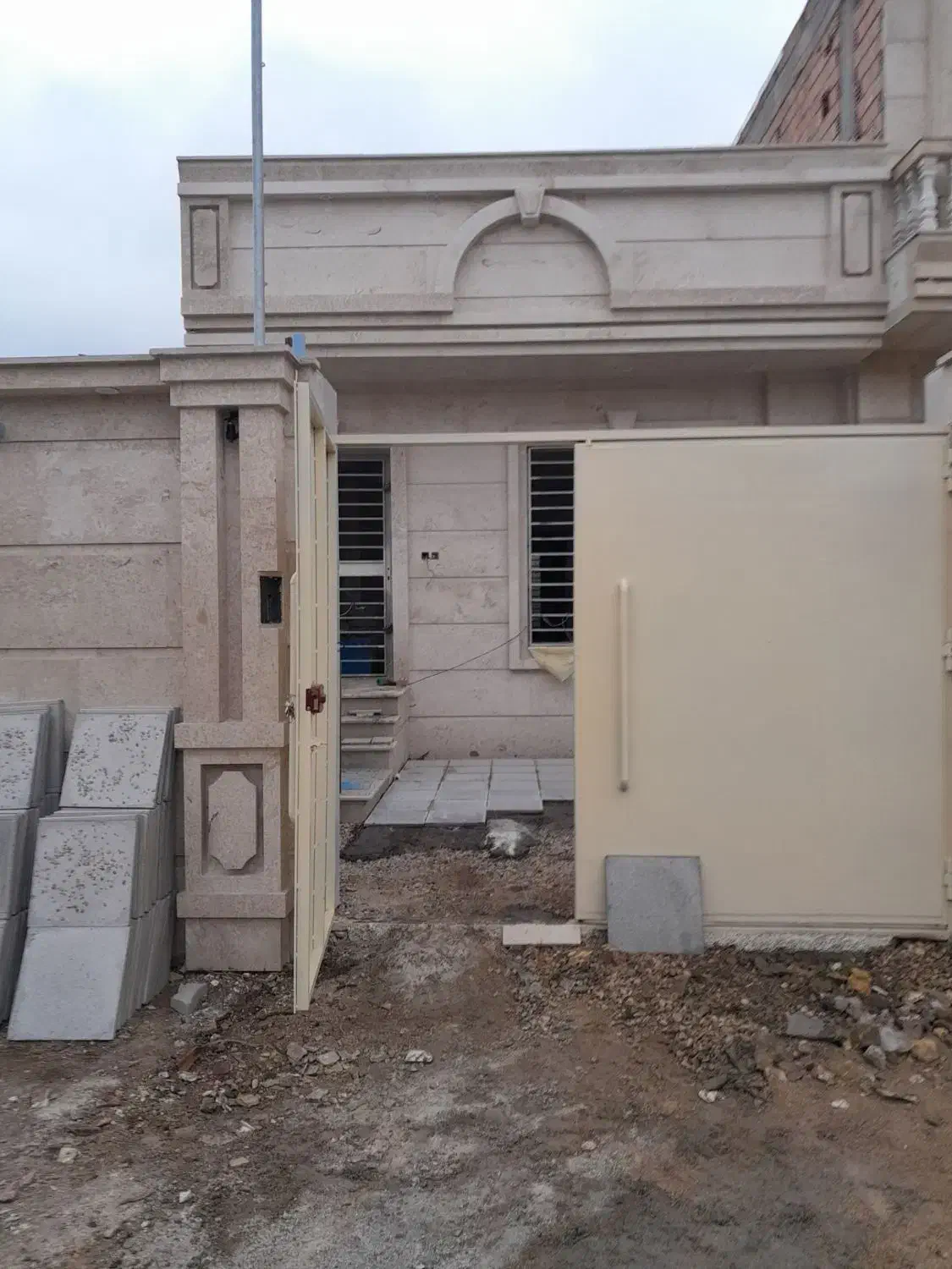 کاشی کاری.وسنگ کاری|خدمات پیشه و مهارت|کلاله, |دیوار