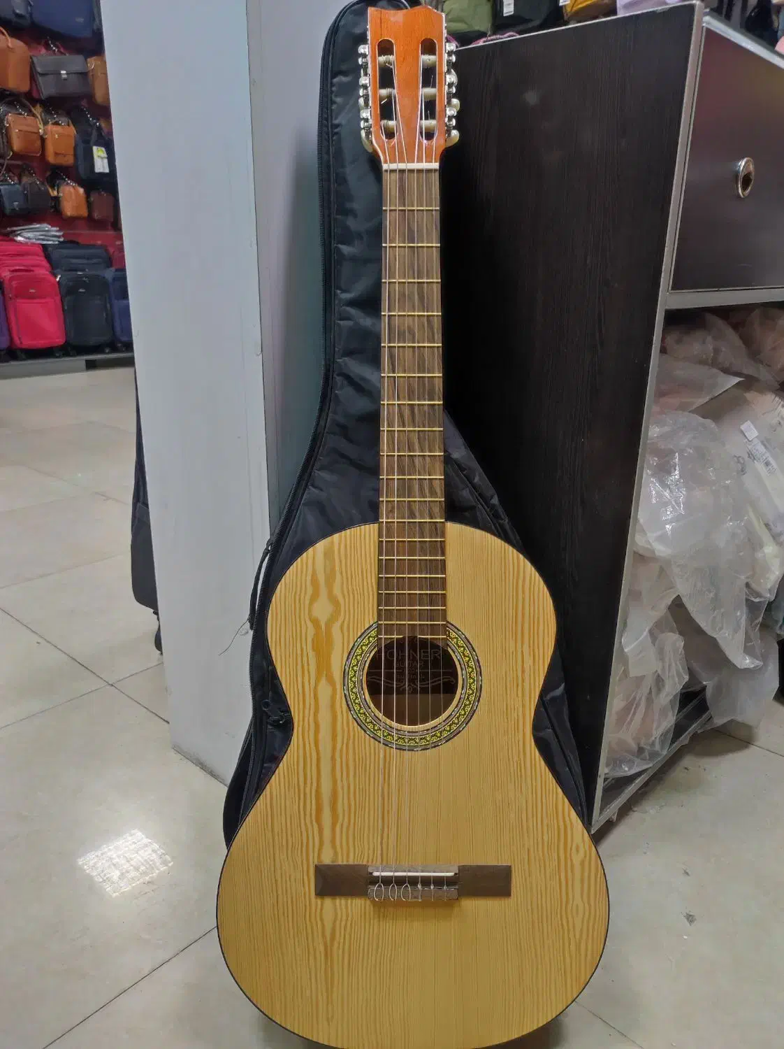 گیتار هونر مدل H20 کره|گیتار، بیس، امپلیفایر|فردیس, فردیس|دیوار