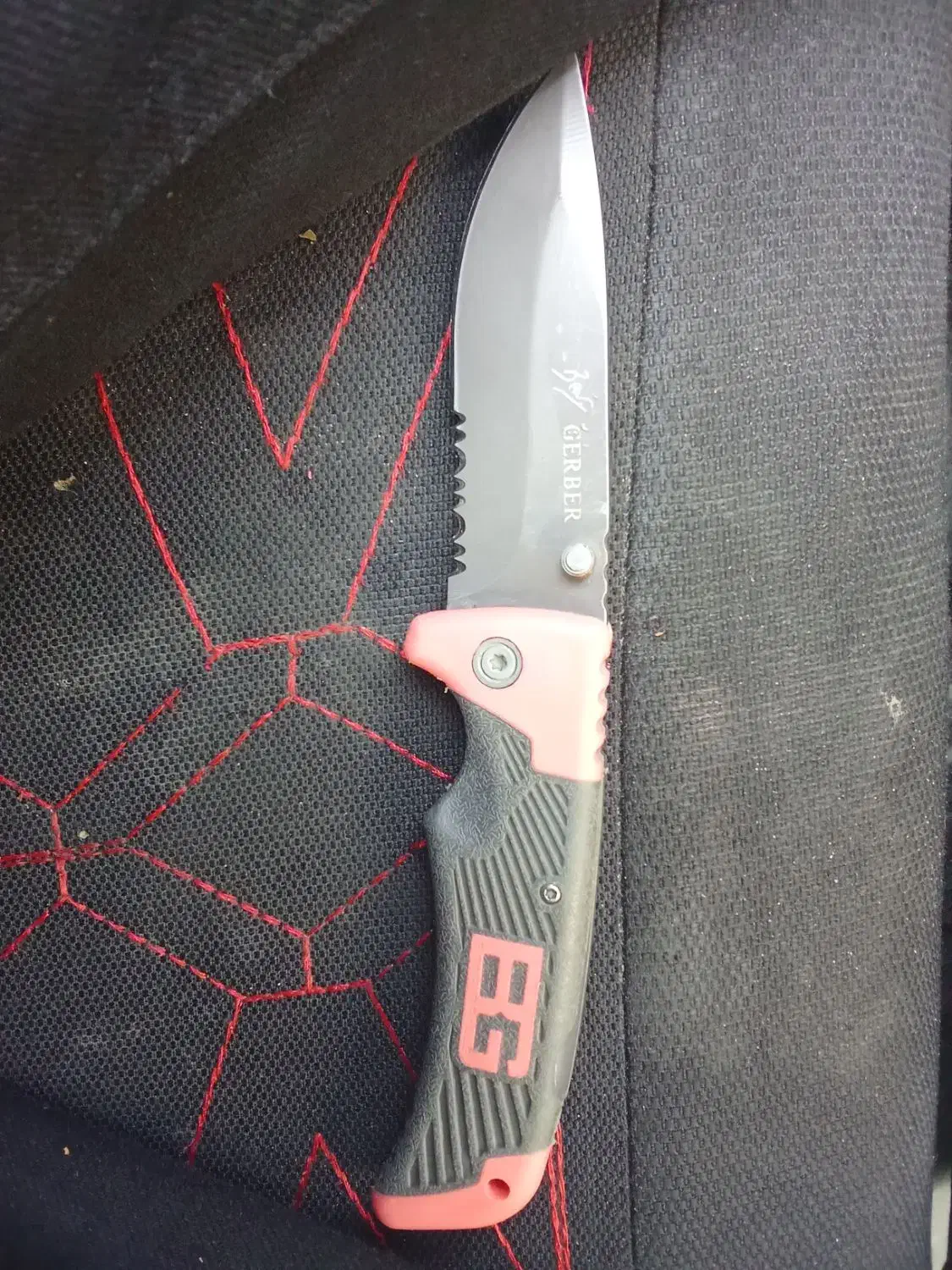 چاقو گربر بش بارماغ|کوهنوردی و کمپینگ|اردبیل, |دیوار