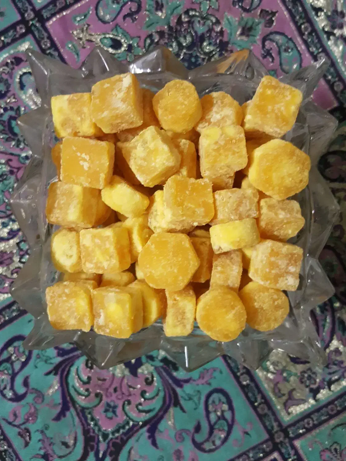 آبنبات زعفرانی|خوردنی و آشامیدنی|مشهد, ده دی|دیوار