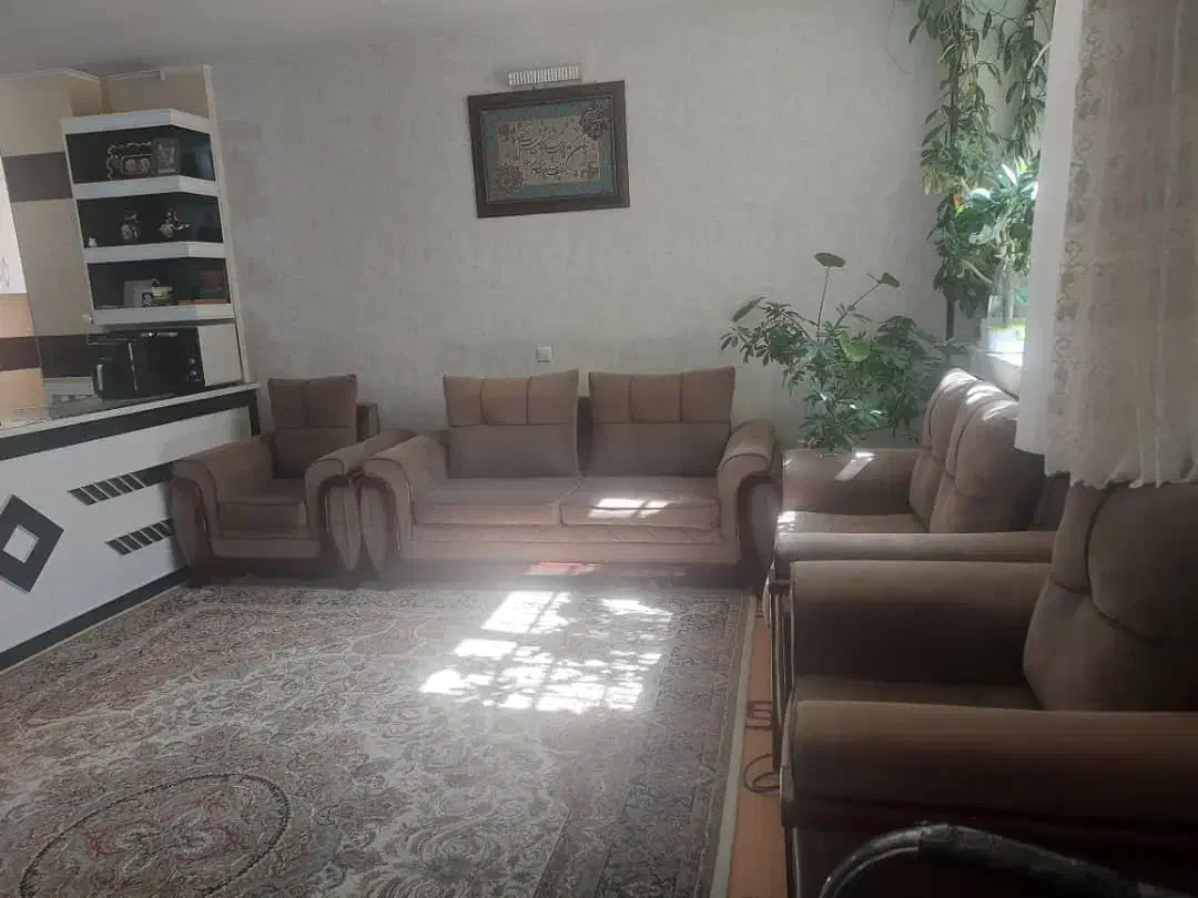 ۹۴ متر نور و آرامش در قلب منظریه ، بدون واسطه|فروش آپارتمان|شهرکرد, |دیوار