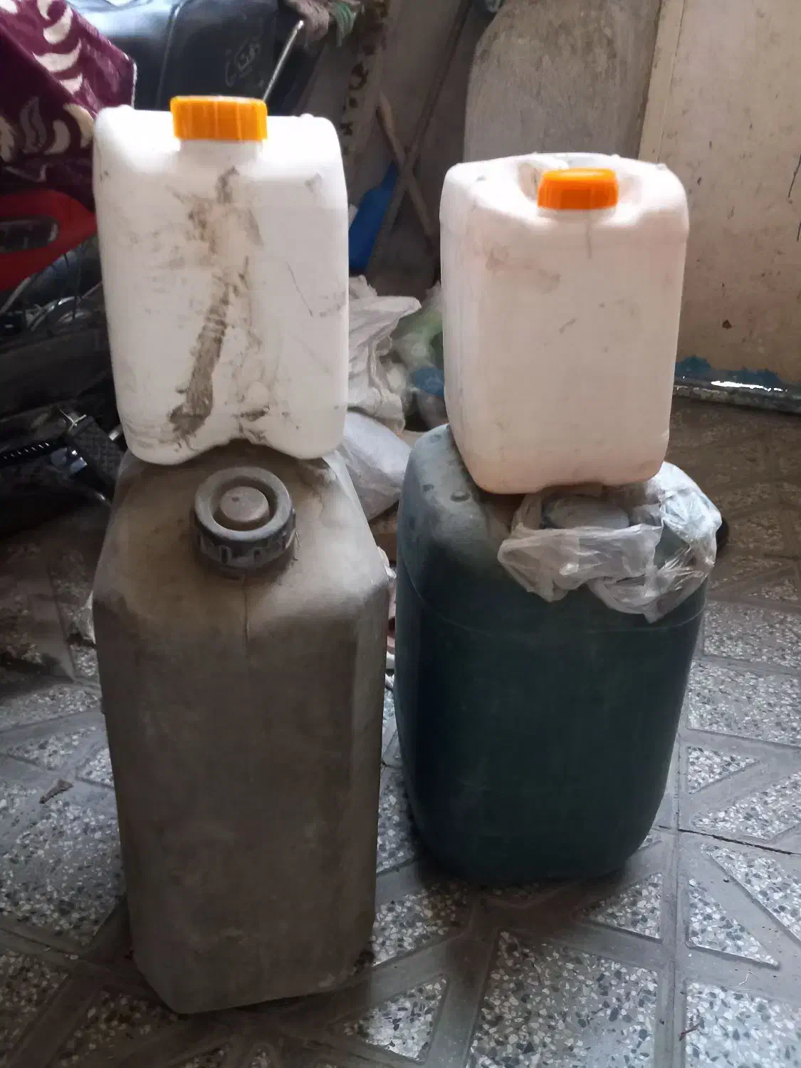 دبه۲۰لیتری|ظروف نگهدارنده، پلاستیکی، یکبارمصرف|مریوان, |دیوار