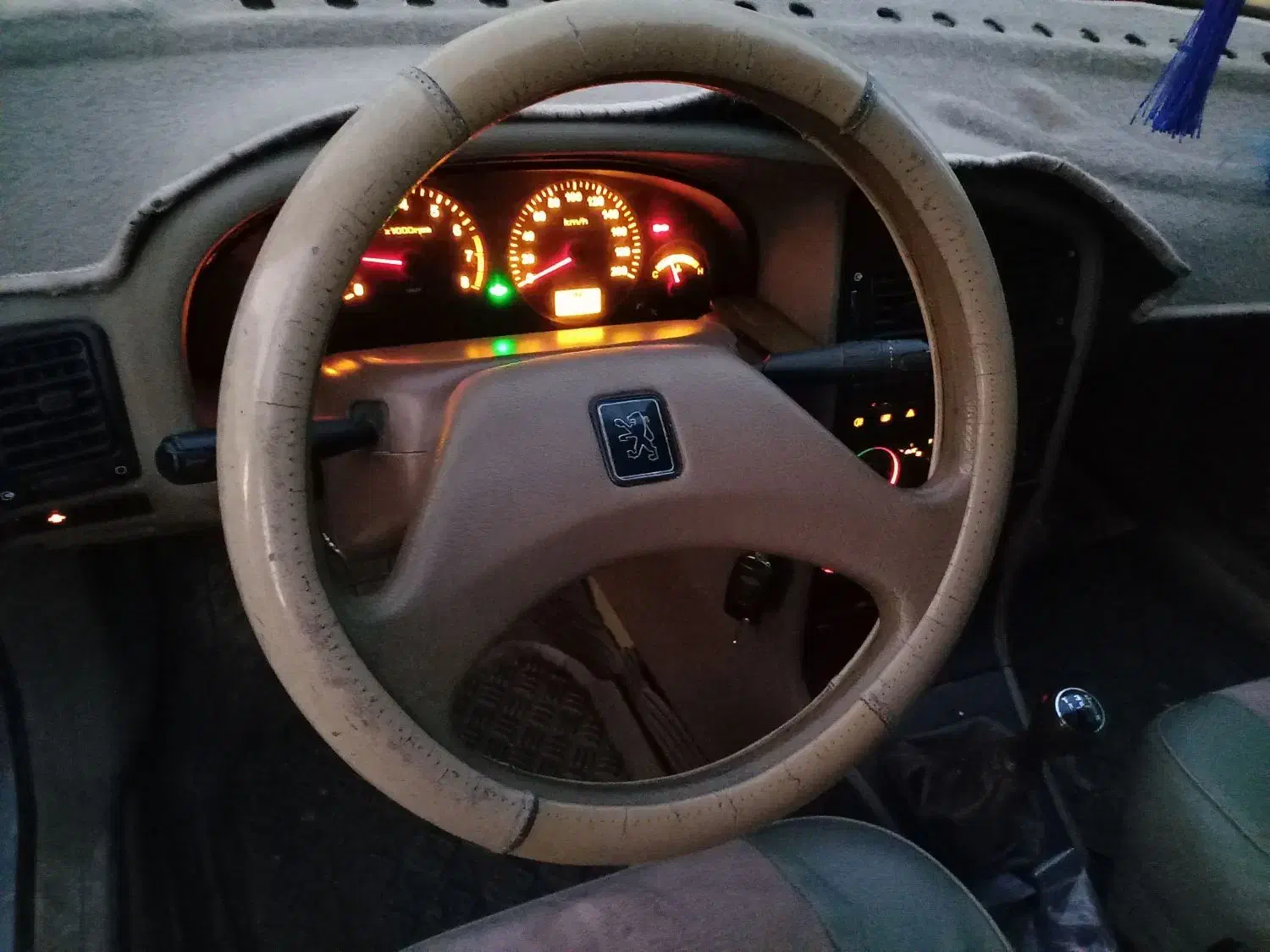 پژو 405 دوگانه سوز شرکتی|خودرو سواری و وانت|خرمآباد, |دیوار