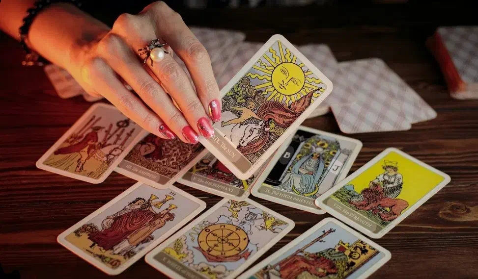 فال کامل تاروت قهوه پاسور چای|خدمات پذیرایی، مراسم|ارومیه, |دیوار