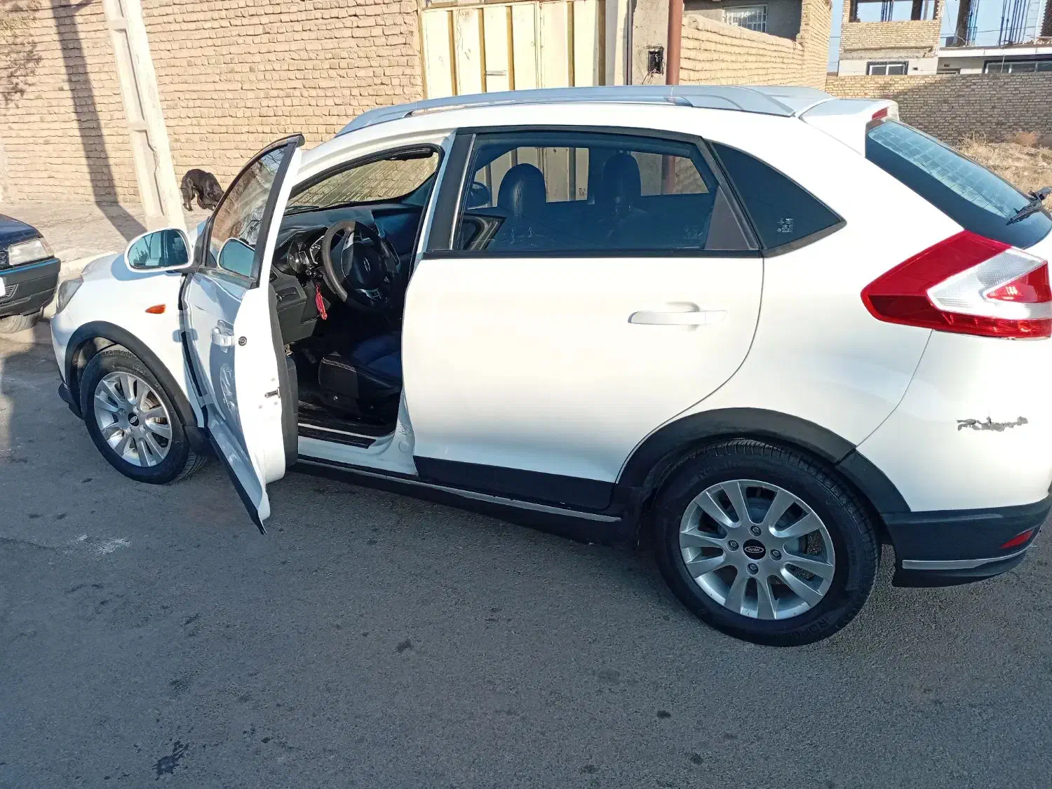 خودرو ام وی ام 315 نیوفس اسپرت اکسلنت|خودرو سواری و وانت|نیشابور, دربقاضی|دیوار