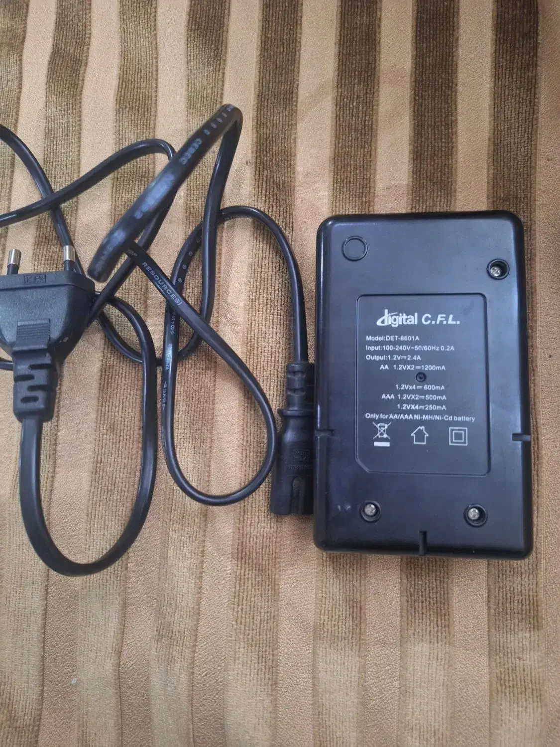 شارژه باطری اصلی در حد نو|دوربین عکاسی و فیلم‌برداری|تهران, منیریه|دیوار