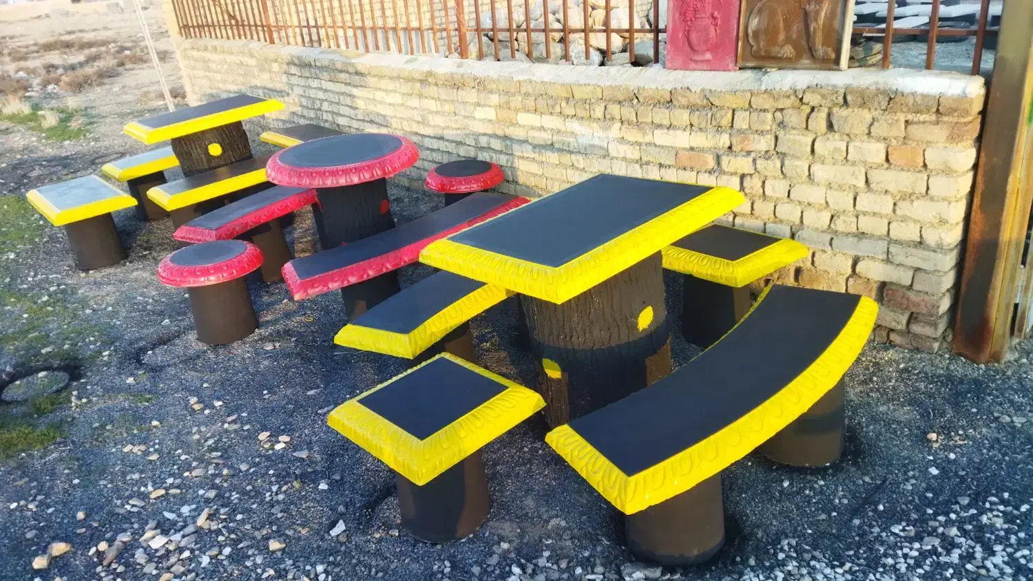 میز صندلی بتنی|صندلی و نیمکت|محلات, |دیوار