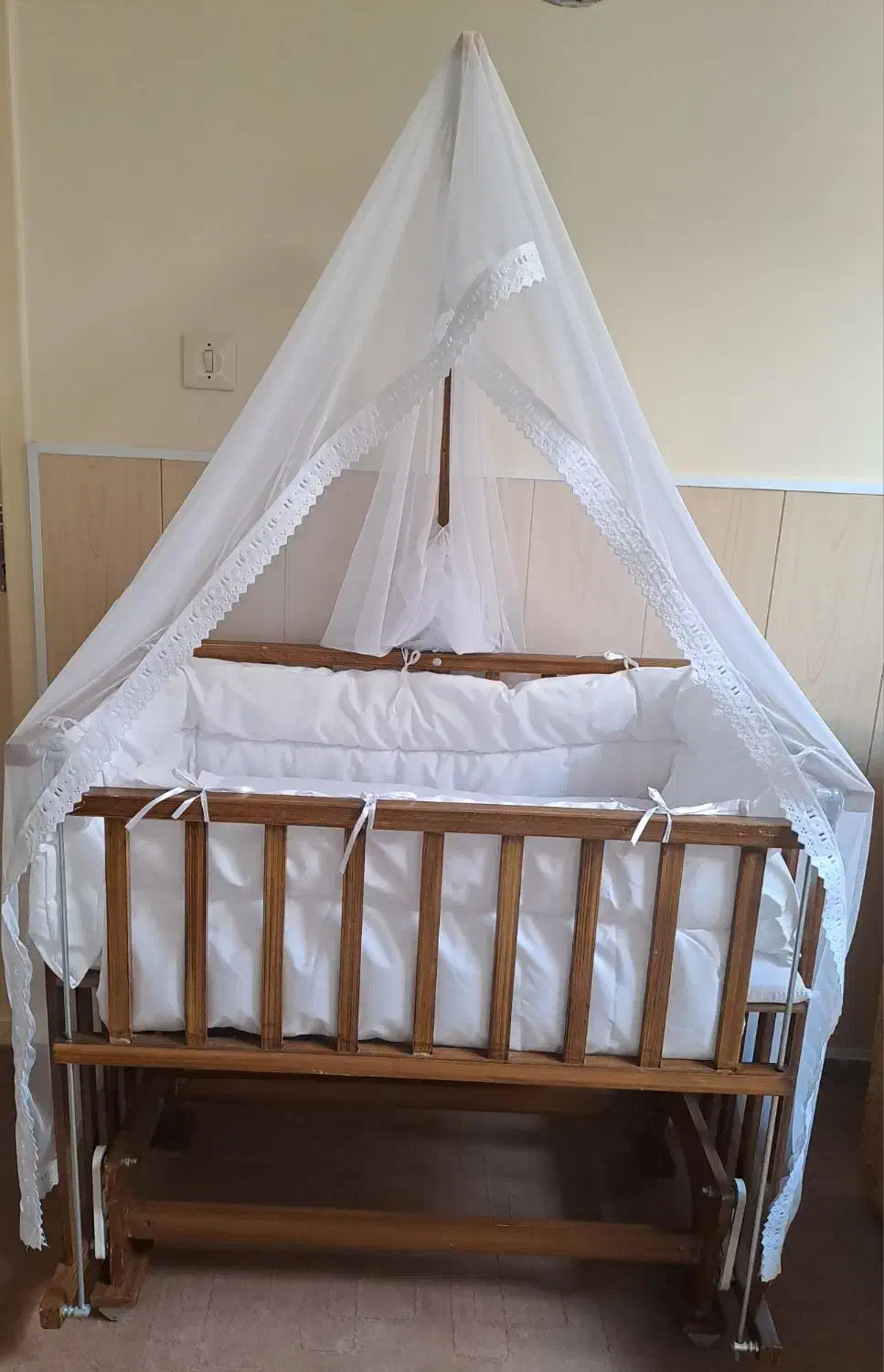 تخت کنار مادر|تخت و صندلی بچه|تبریز, |دیوار