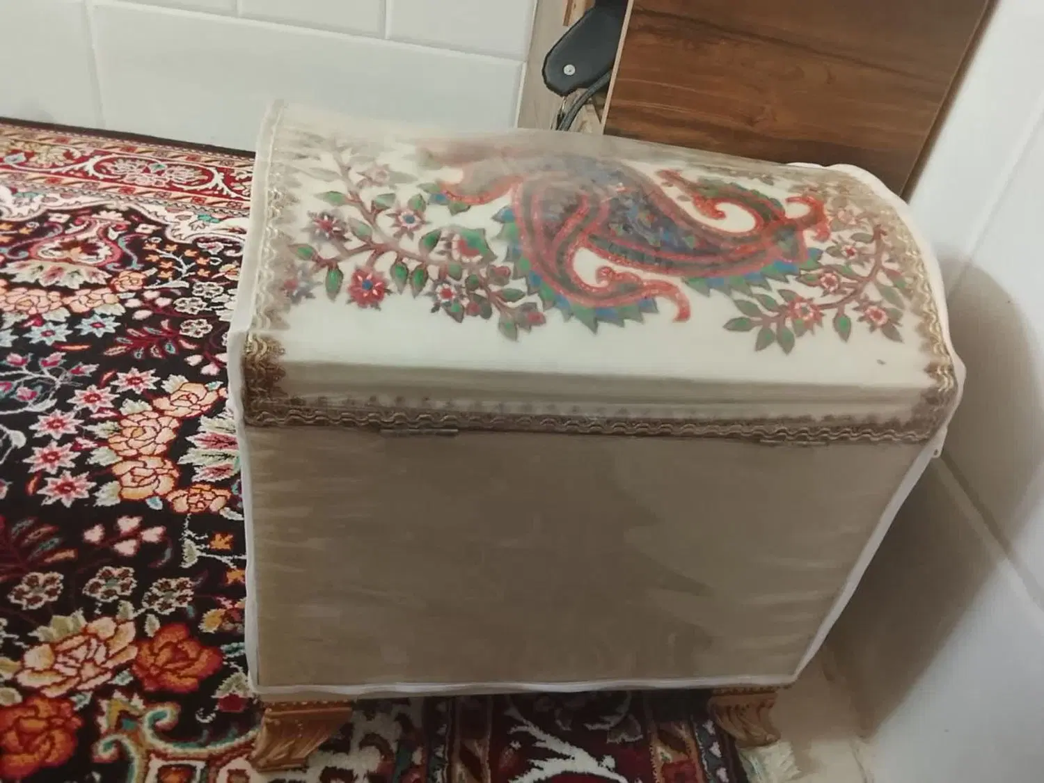 چمدان|صنایع دستی و سایر لوازم تزئینی|یزد, |دیوار