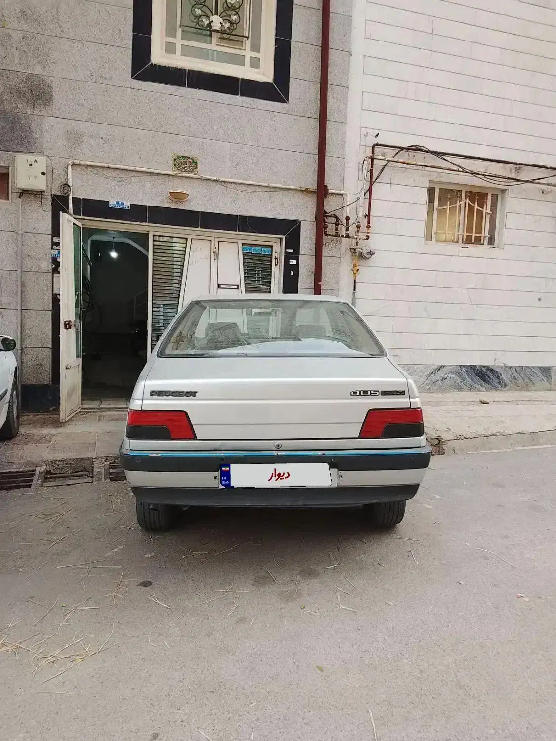 پژو 405 مدل 94|خودرو سواری و وانت|بروجرد, |دیوار