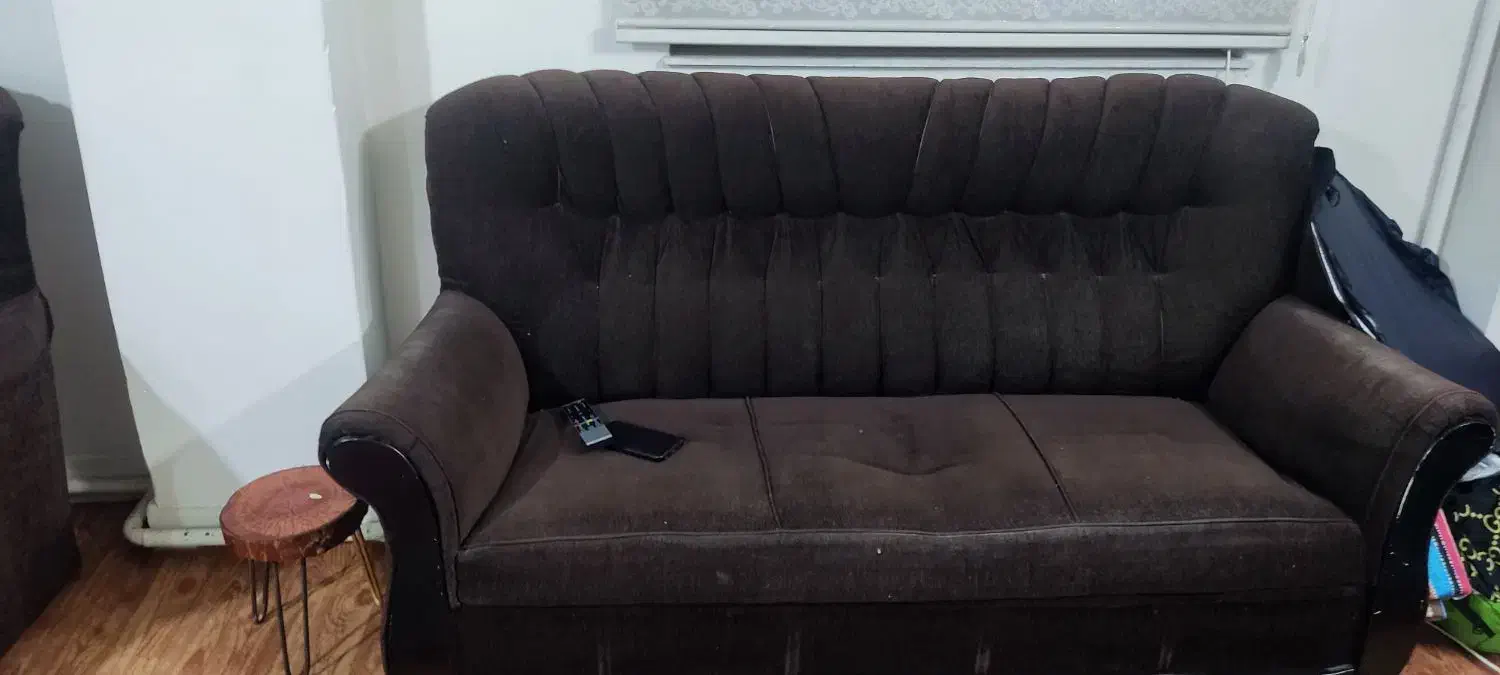 مبل ۷نفره کاملا سالم و یک میز تلویزیون|مبلمان خانگی و میز عسلی|اردبیل, |دیوار