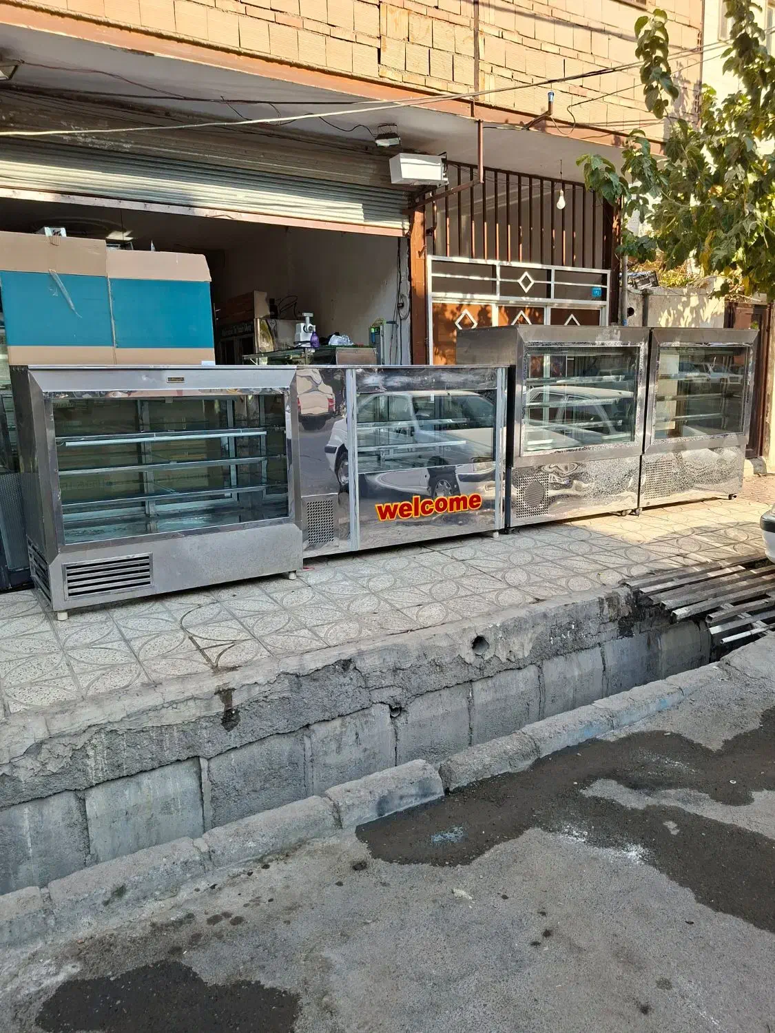 ۴ عدد یخچال مکعبی ست موتور  دانفوس مشابه نو|فروشگاه و مغازه|تهران, تهرانسر شرقی|دیوار