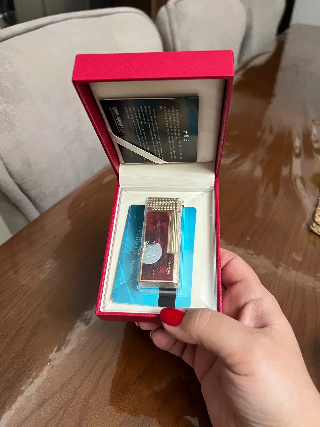 فندک دِروی|کلکسیون اشیاء عتیقه|قم, باجک یک|دیوار