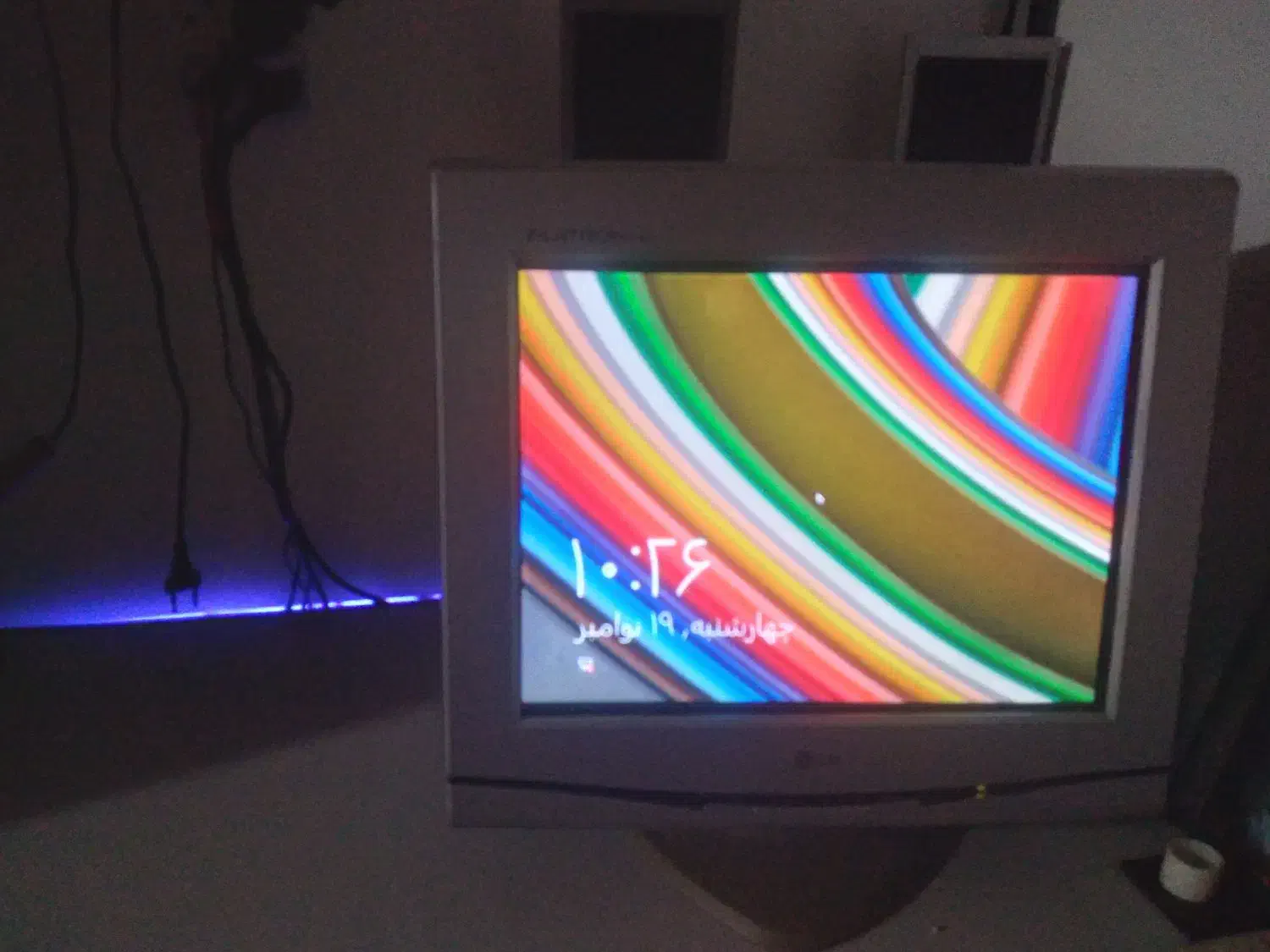 مانیتور رنگی|رایانه رومیزی|بابل, |دیوار