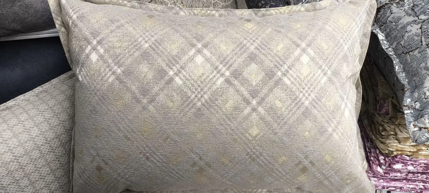 روبالشتی پتینه|رختخواب، بالش، پتو|کوهدشت, |دیوار