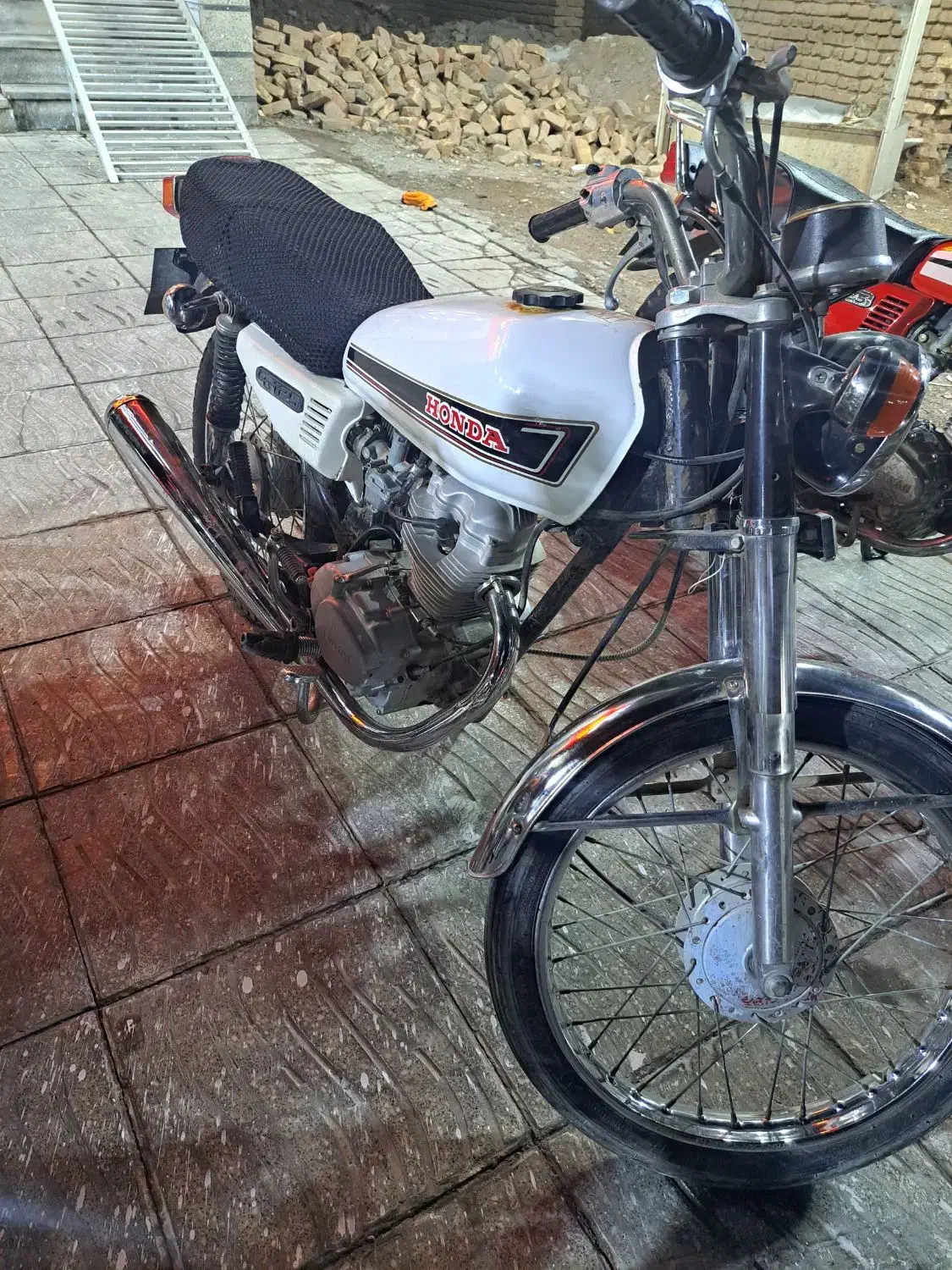 فروش انواع موتور سیکلت خشک و دسته دوم|موتورسیکلت|میبد, |دیوار