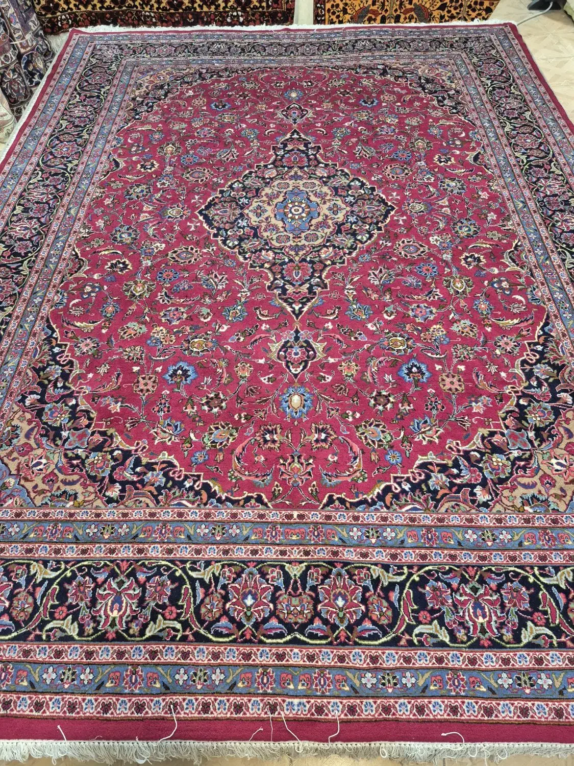 فرش دستباف ۱ تخته ۱۲ متری. گالری فرش ایران|فرش|مشهد, حجت|دیوار